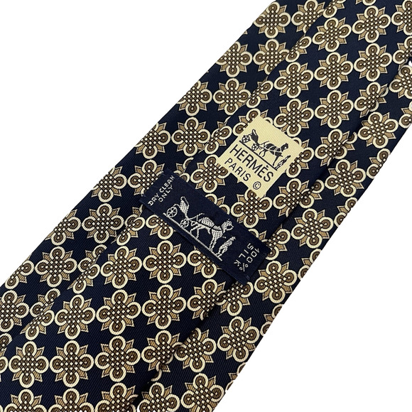 HERMÈS Silk Tie Men's 56.5x3.5" Navy Gold Geometric Foulard France 7642 TA - Picture 3 of 11